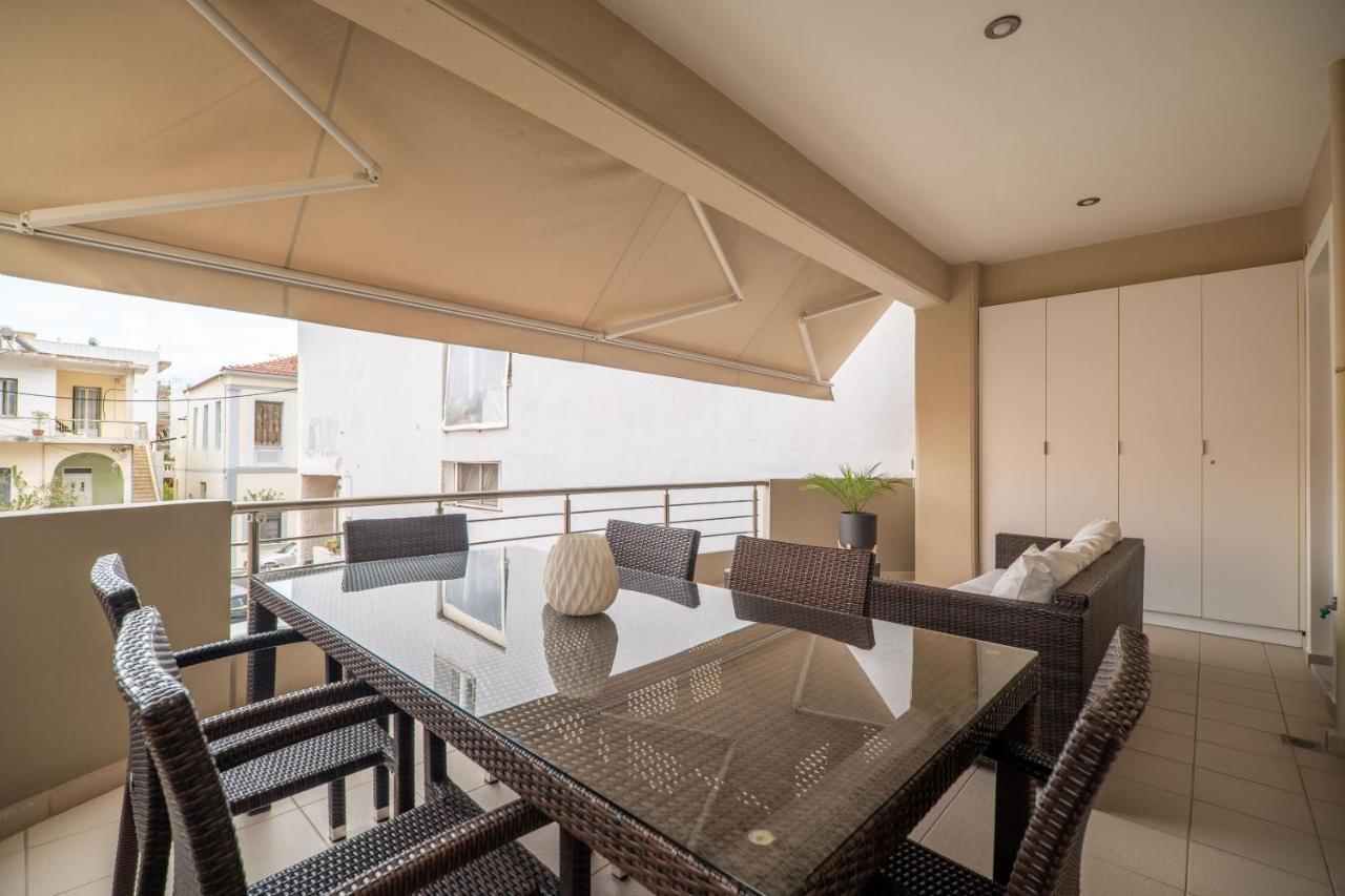 City Beach Apartment خانيا المظهر الخارجي الصورة