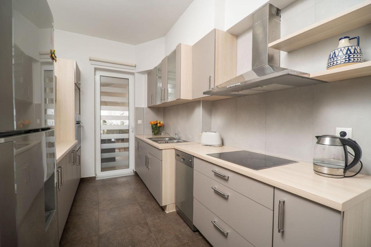 City Beach Apartment خانيا المظهر الخارجي الصورة