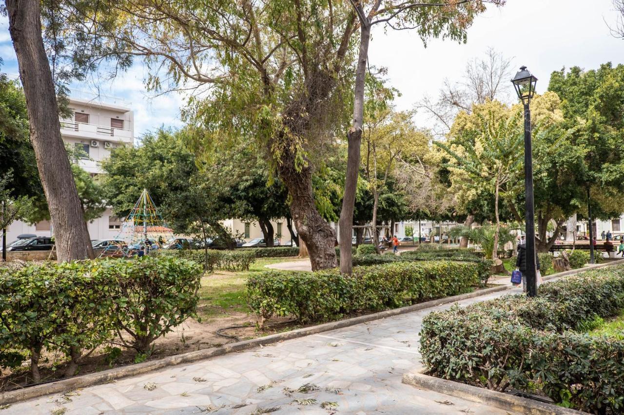 City Beach Apartment خانيا المظهر الخارجي الصورة
